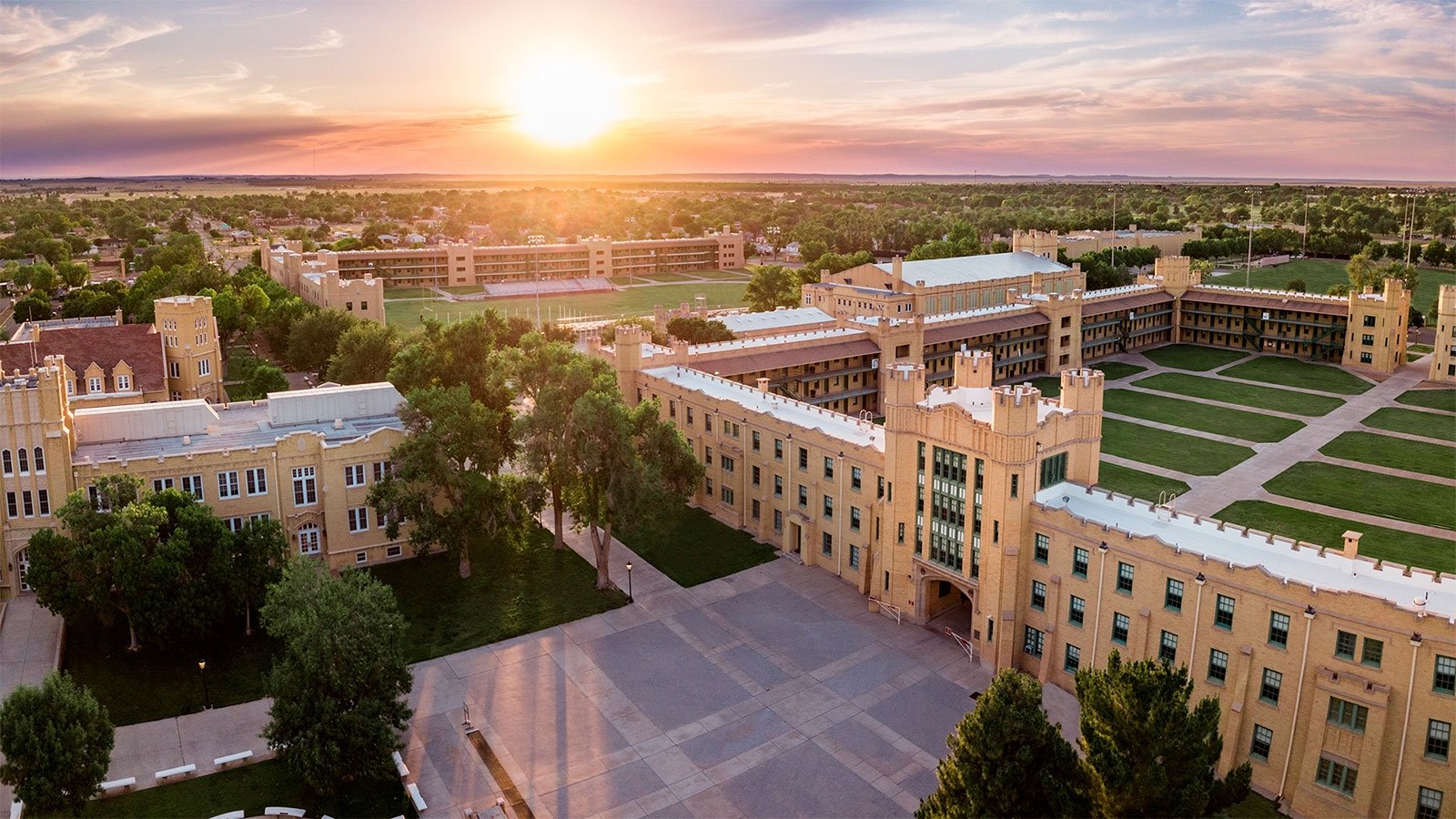 New Mexico School - AmericaEducators